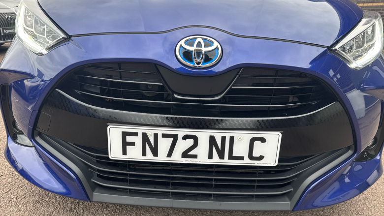 Toyota Yaris 1.5 Hybrid Design 5dr CVT Hybrid Hatchback